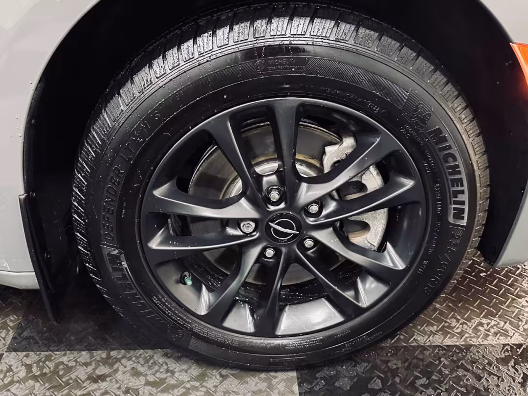 2020 Chrysler Pacifica - 2C4RC3BG3LR290755 - Image #31